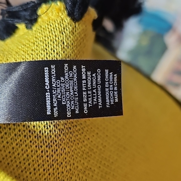 Jordan Flight Green Yellow Black Scarf - Picture 4 of 5